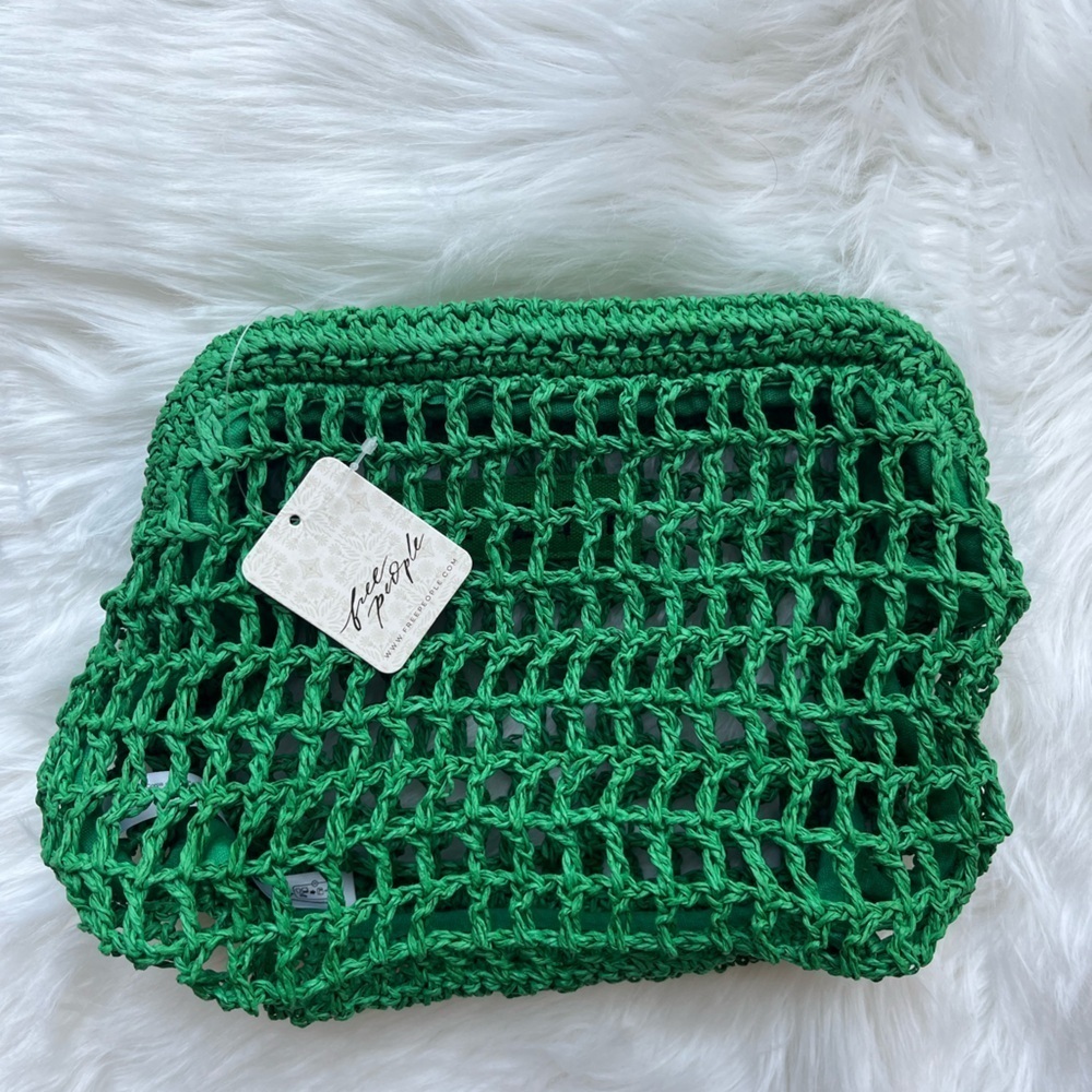 🆕 Free People Sand Bound Clutch Jelly Bean Kelly Green Color